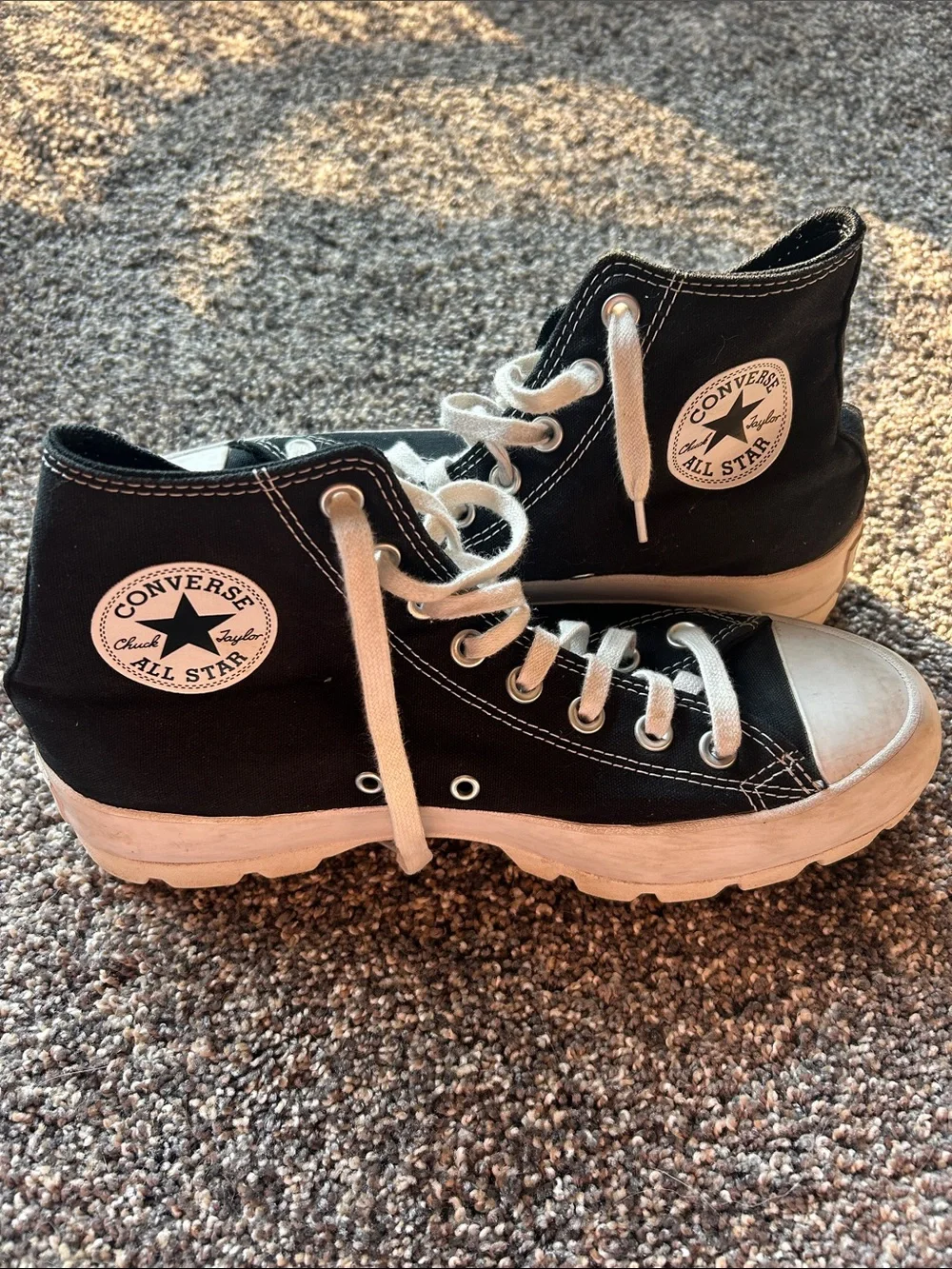 Converse Black and White High Tops Women’s 9.5 Platform Sneaker